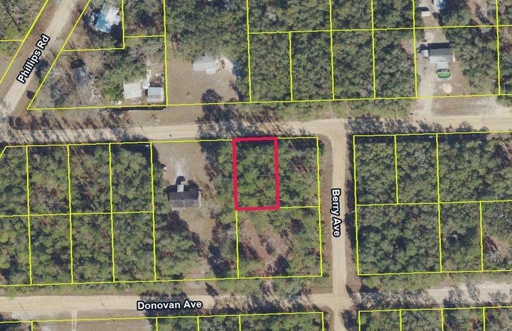 Lote residencial em Interlachen Lakes Estates Unit 22 — Interlachen