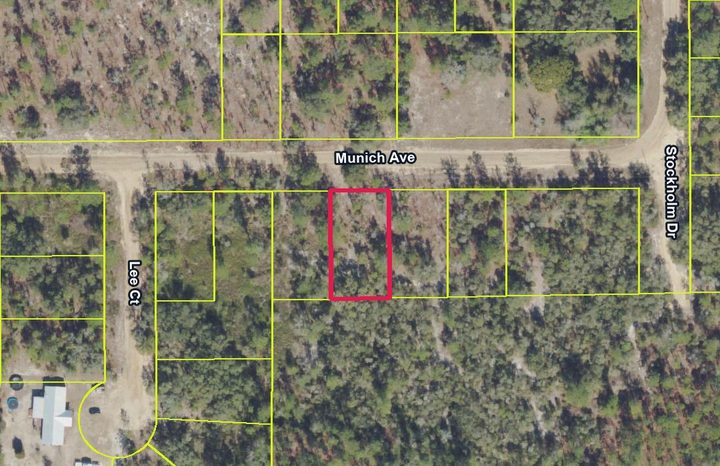 Lote residencial em Interlachen Lakes Estates Unit 15 — Interlachen